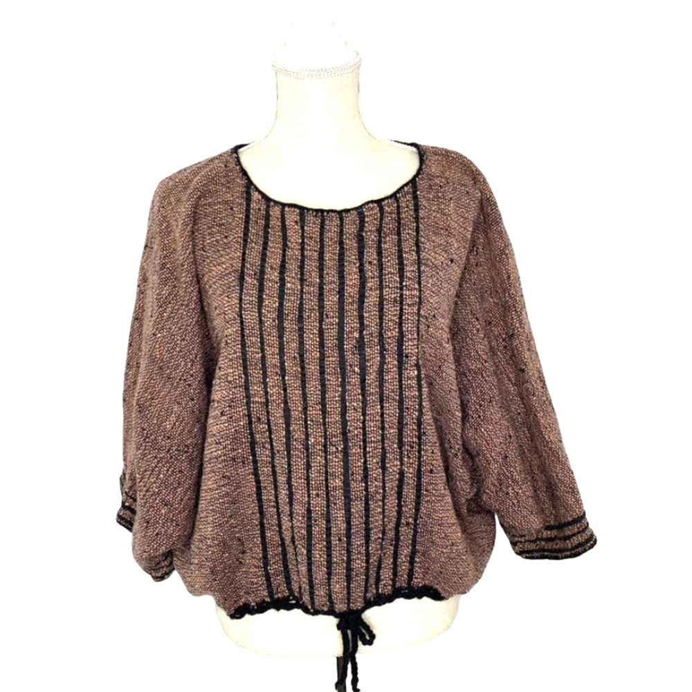 Frog Hollow‎ Creates Handwoven Sweater